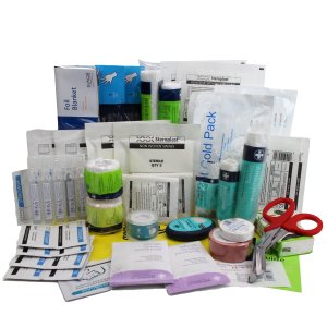 contents of EVAQ8 sports first aid kit